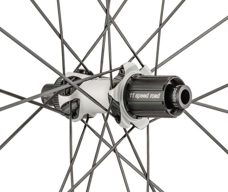 DT Swiss GR 1600 Spline® 25 28" Disc Laufradsatz – Bild 5