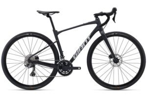 Giant Revolt 0 black 2025