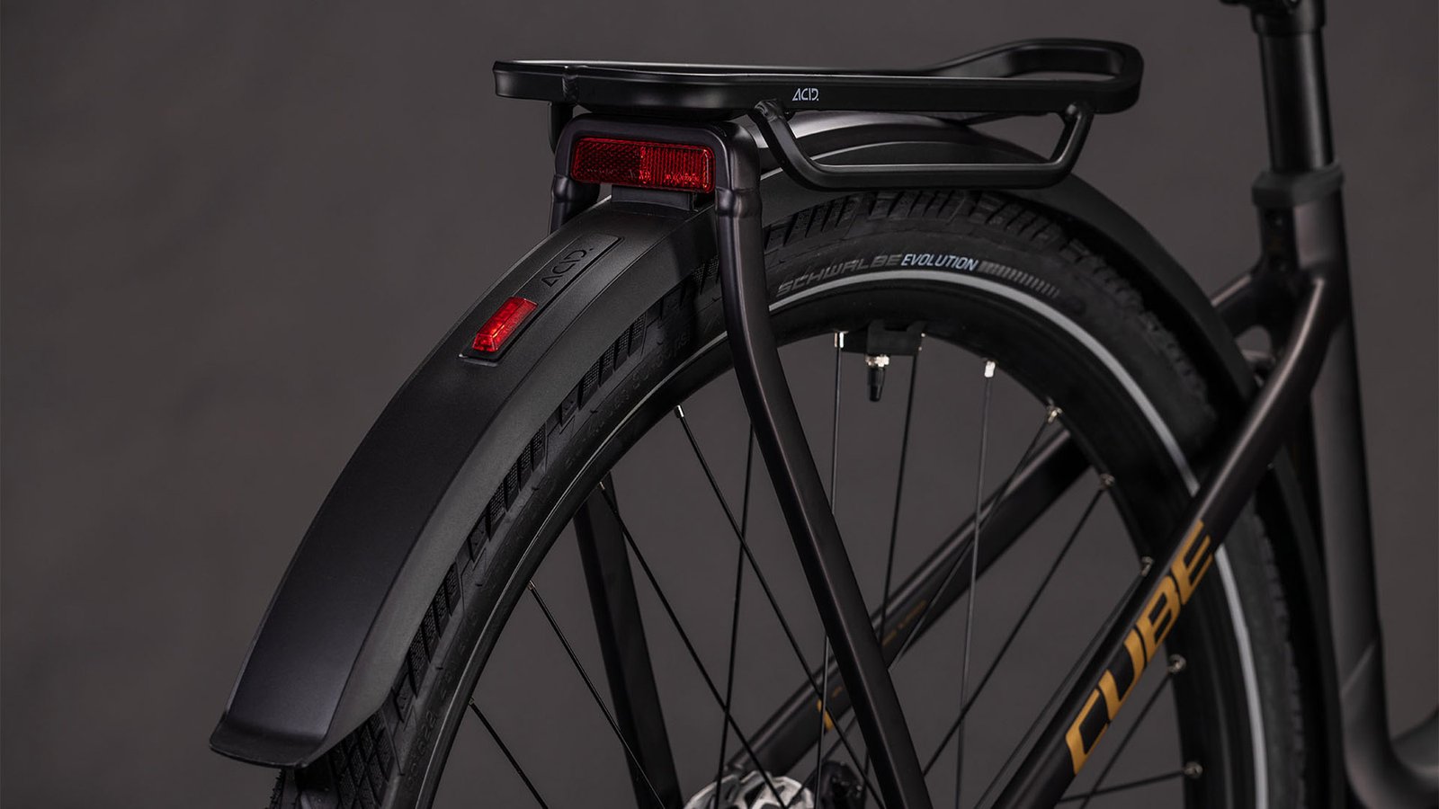 Cube Kathmandu Hybrid Comfort SLX 800 solareclipse´n´gold Easy Entry – Bild 4