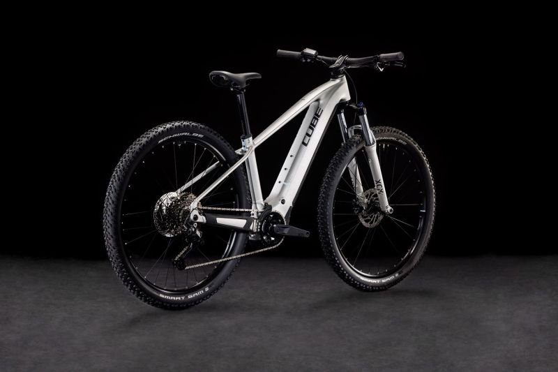 Cube Reaction Hybrid ONE 800 silver´n´black – Bild 2
