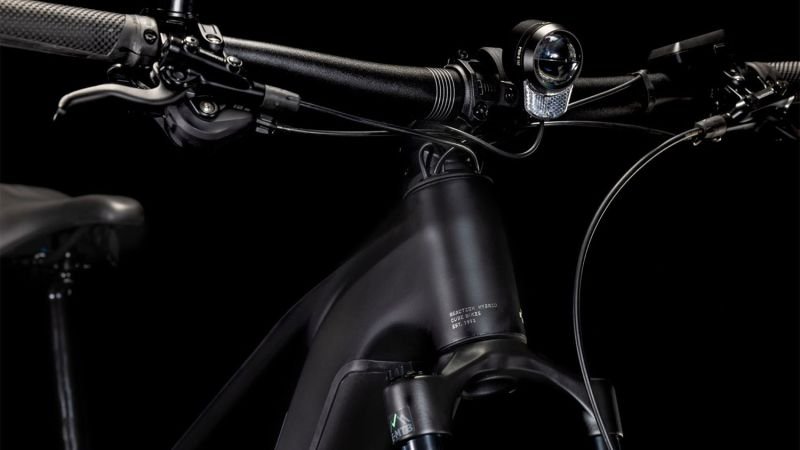 Cube Reaction Hybrid Race 800 Allroad black´n´metal – Bild 6