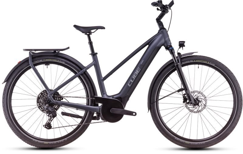 Cube Touring Hybrid Pro 625